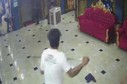 Pháp luật - Băng giang hồ đâm nhân viên karaoke tử vong tẩu thoát khỏi TP HCM như thế nào?