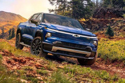 Ngắm xe - Xe bán tải điện Chevrolet Silverado trình làng thị trường quê nhà