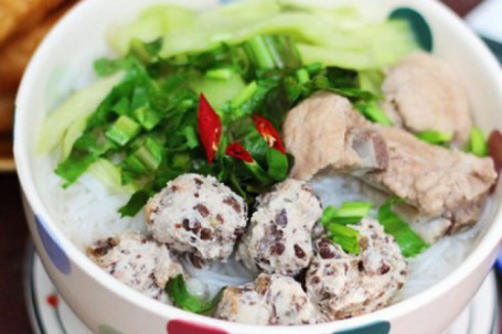 Bún mọc gà cao cấp do người Hà Nội gốc nấu ăn một lần không thể quên,...
