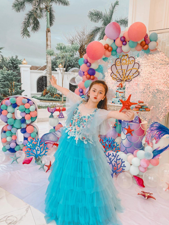 Nguyễn Kim Bảo Ngọc nhận giải thưởng "Người mẫu nhí nữ của năm 2021" - 7