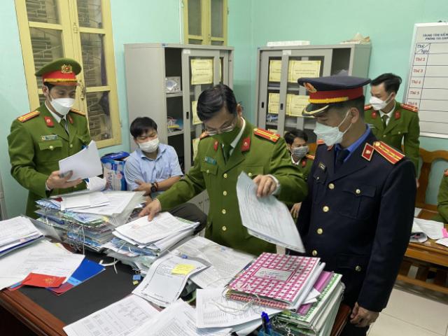 Tin tức trong ngày - Tin tức 24h qua: Giám đốc CDC tỉnh Thừa Thiên - Huế bị bắt giam