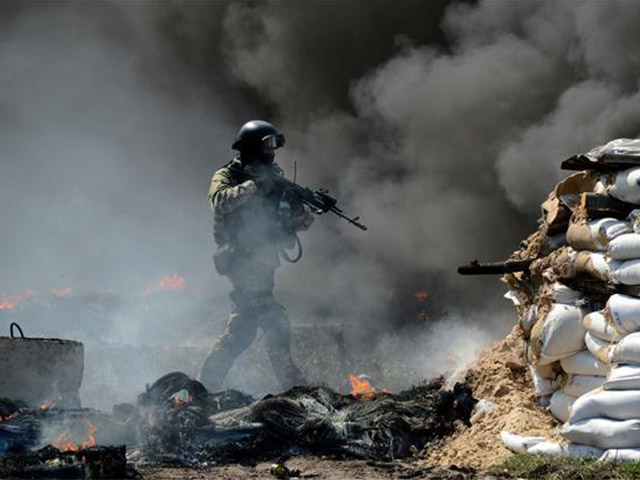 Thế giới - NÓNG nhất tuần: Hỏa lực khốc liệt ở Ukraine sau khi Nga tuyên bố rút quân gần biên giới