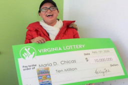 Kinh doanh - Nhận vé số thay socola ngày Valentine, cô gái “ẵm” ngay món quà ngọt ngào hơn 200 tỷ