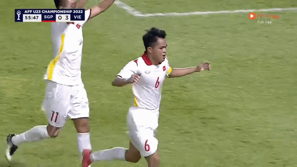 Ngôi sao U23 Việt Nam bật khóc tưởng nhớ người thân sau khi ghi bàn - 1