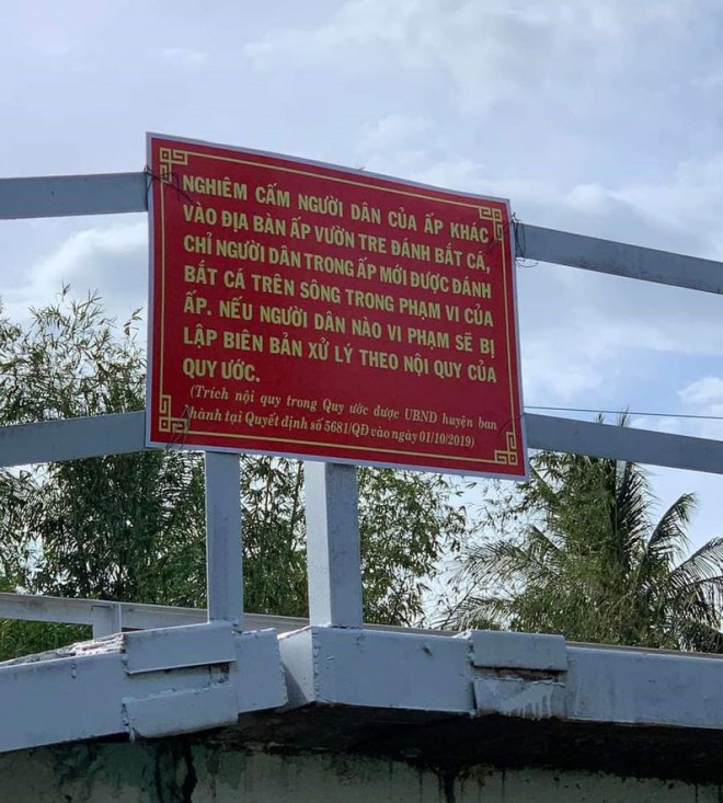 Quy ước lạ “sông của ấp nào thì chỉ dân của ấp đó được đánh bắt cá” ở xã Khánh Lộc, huyện Trần Văn Thời, Cà Mau. Ảnh: TRẦN VŨ&nbsp;
