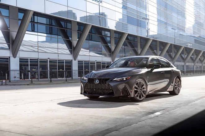 Lexus F SPORT: Sự hòa quyện hoàn hảo giữa nét sang trọng và chất cá tính - 1