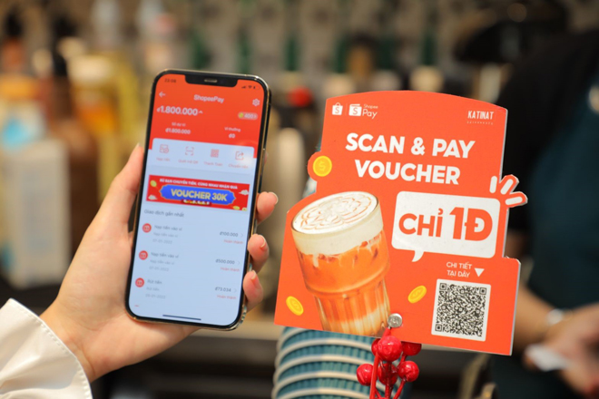Thanh toán với Shopee Scan & Pay vừa nhanh gọn lại đầy ắp ưu đãi xịn “sò”