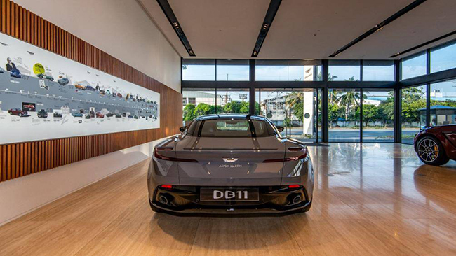 Trước đó, đại lý chính hãng Aston Martin TP. Hồ Chí Minh đã giao 6 xe DB11 với các màu sắc khác nhau
