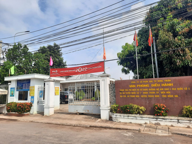 Văn phòng điều hành trạm thu phí đặt ngay tại khu vực