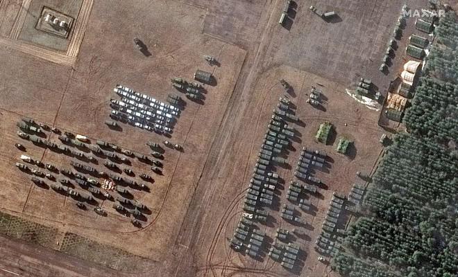 Hơn 100 xe quân sự mới vừa được triển khai ở miền Nam Belarus, gần biên giới Ukraine
