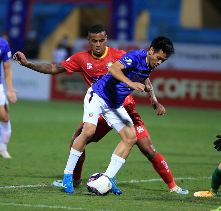 Trận đấu giữa Hà Nội và Thanh Hoá ở vòng 1 phải tạm hoãn vì Covid-19.