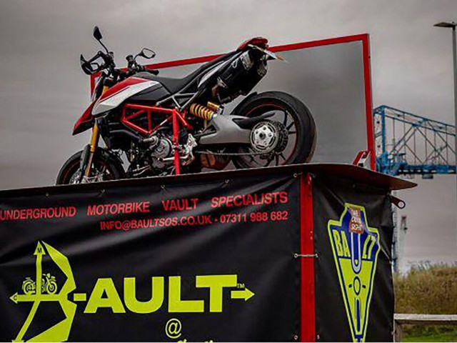 Xe máy - Xe đạp - Lộ diện hầm chống trộm cho xe máy theo phong cách Batman