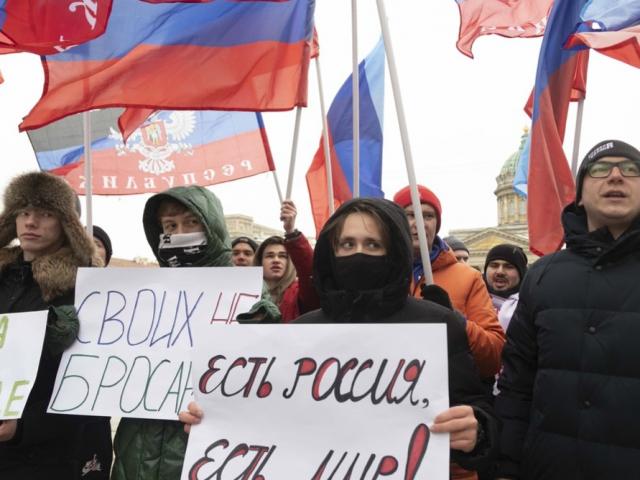 Thế giới - Căng thẳng Ukraine: Lãnh đạo vùng ly khai cầu viện Nga