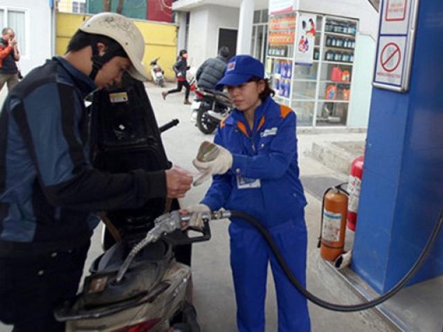 Thị trường - Tiêu dùng - Giá xăng dầu hôm nay 24/2: Tăng sốc, vượt ngưỡng thiết lập kể từ 2014