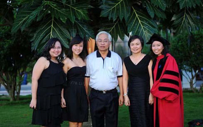 Cả 3 người con gái của bà Cao Thị Ngọc Dung đều nắm cổ phần tại PNJ