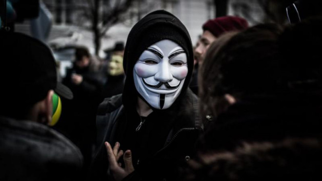 Nhóm tin tặc Anonymous tuyên bố chiến tranh mạng chống lại Nga. Ảnh: PYMCA/UIG/GETTY IMAGES