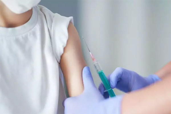 WHO giải đáp về việc tiêm vắc-xin COVID-19 cho trẻ từ 5-11 tuổi tại Việt Nam - 1