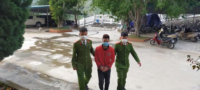 Đối tượng Vi Văn Dằn bị tạm giữ để điều tra