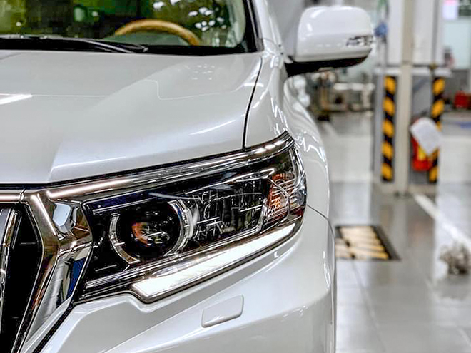 Toyota Land Cruiser Prado bản nâng cấp có mặt tại đại lý, giá tăng 170 triệu đồng - 6