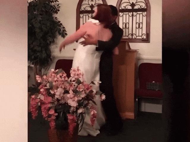 Cười 24H - Những tình huống "dở khóc dở cười" xảy ra trong các đám cưới