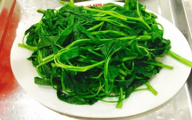 Khi rau chín tới phải vớt ra ngay- Ảnh minh hoạ.
