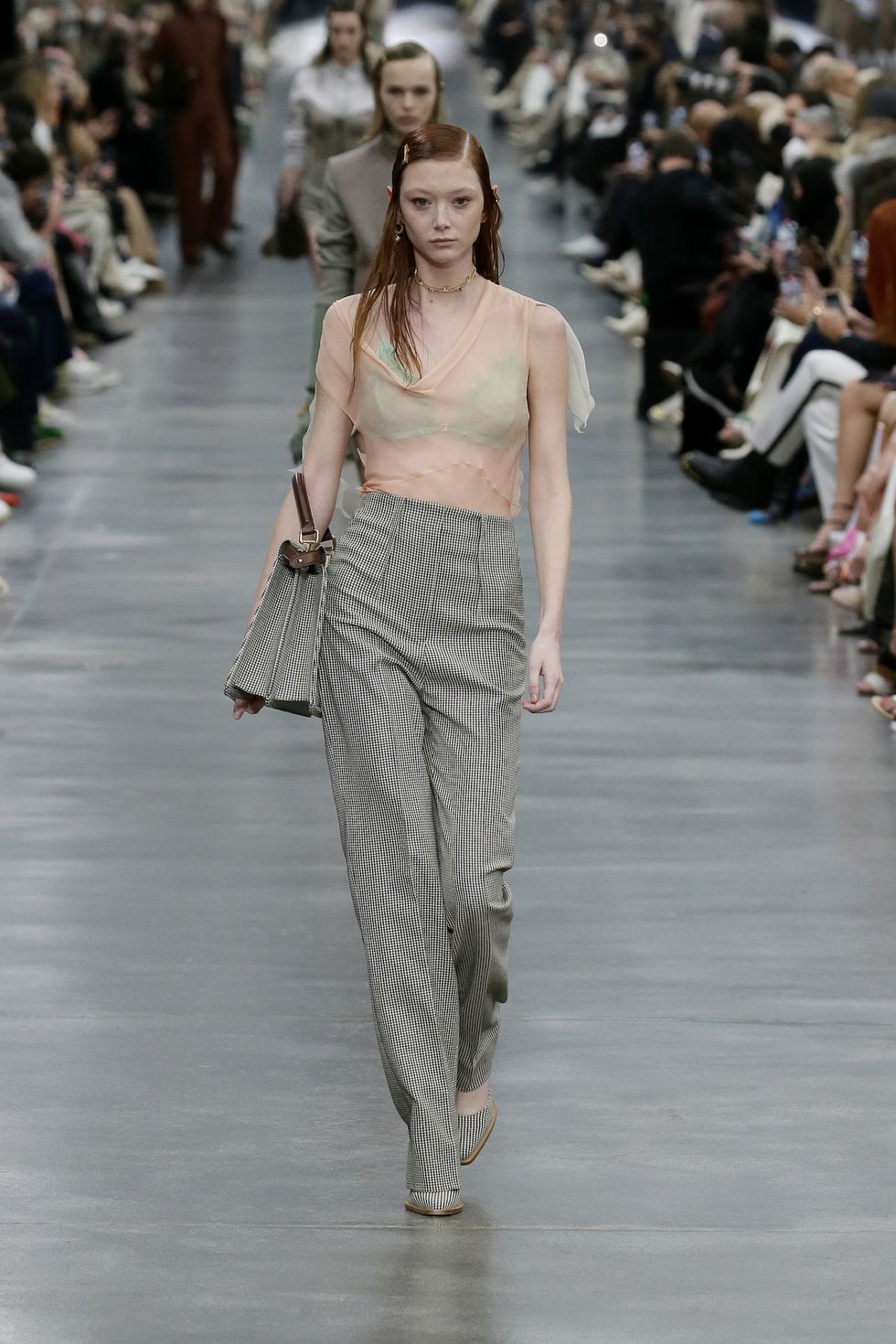 Kim Jones khẳng định mình là nhà lịch sử thời trang số một thế giới - 6