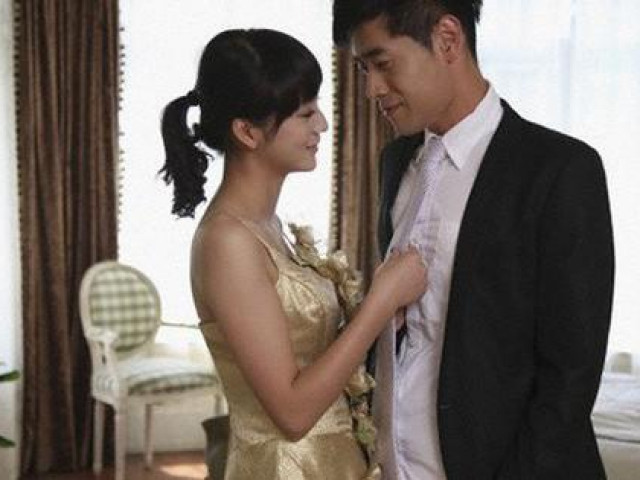 Bạn trẻ - Cuộc sống - Gặp chàng trai đi xe Porsche trong buổi tiệc, cô nàng nhanh chóng yêu và ngủ với anh ta