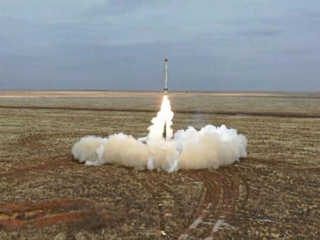 Thế giới - Nhà Trắng phản ứng việc Nga ra lệnh lực lượng hạt nhân chiến lược sẵn sàng