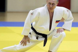 Thể thao - Liên đoàn Judo quốc tế tước chức danh chủ tịch danh dự của ông Vladimir Putin