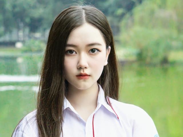 Làm đẹp - "Tiểu tiên nữ Sài thành" 15 tuổi đã đẹp tới mức bị nghi "dao kéo"