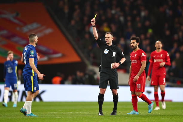 Kovacic nhận tấm thẻ duy nhất trong 90 phút chính thức