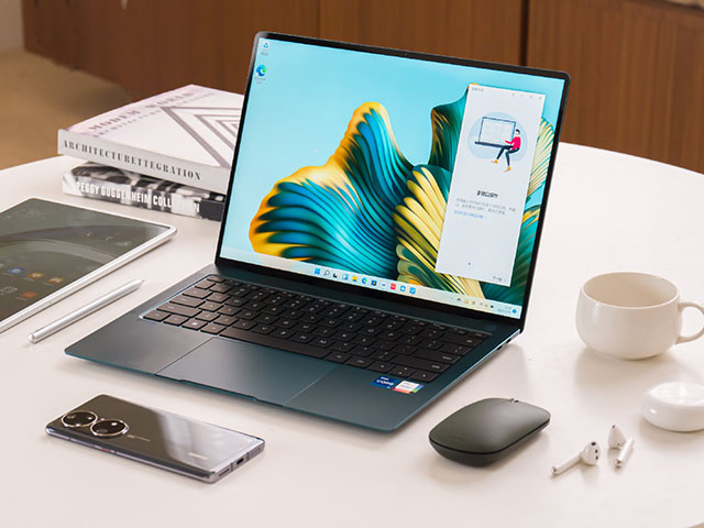 Thời trang Hi-tech - Ra mắt laptop 2 trong 1 thiết kế đỉnh, chip cực "trâu"