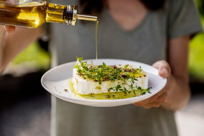 Adding olive oil to your diet can reduce the risk of premature death