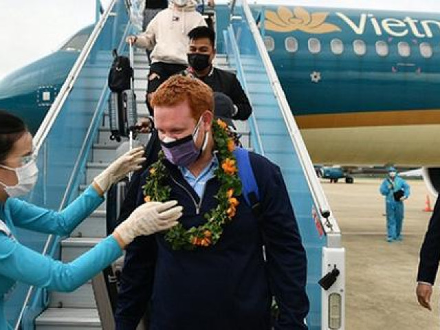 Tin tức trong ngày - Bộ Y tế phản hồi về phương án mở cửa đón khách du lịch từ 15-3