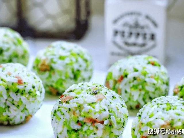 Ẩm thực - Cơm nguội thừa làm theo cách này ngon tuyệt cú mèo lại đầy đủ dinh dưỡng