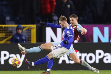 Video bóng đá Burnley - Leicester: Thay người đỉnh cao, dấu ấn Vardy (Vòng 22 Ngoại hạng Anh)