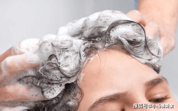 How is it harmful to wash your hair early in the morning and at night?  - first