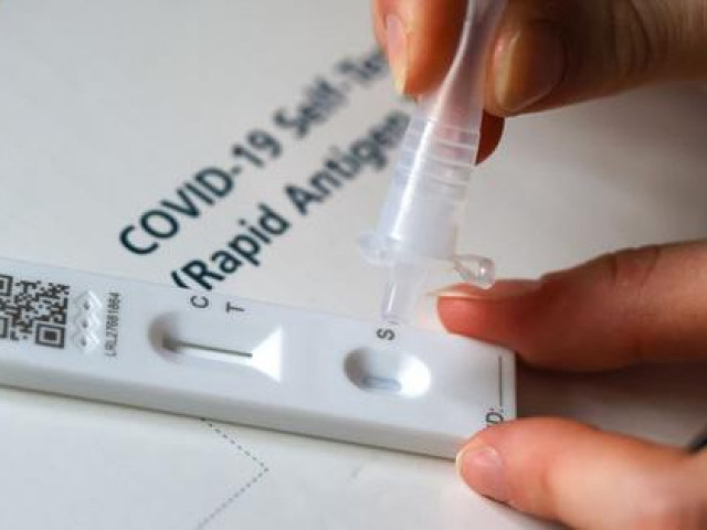 Sức khỏe đời sống - Test nhanh COVID-19 tại nhà có "nhạy" với biến thể Omicron?