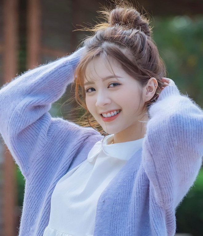 'Con gái' NSƯT Hoàng Hải cực hot với hình ảnh nóng bỏng trên biển - 8