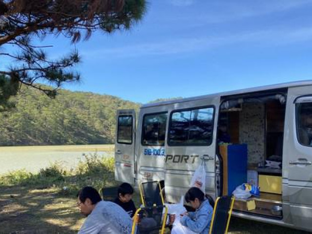 Tin tức ô tô - Chàng kỹ sư tài năng tự thiết kế 'nhà di động'