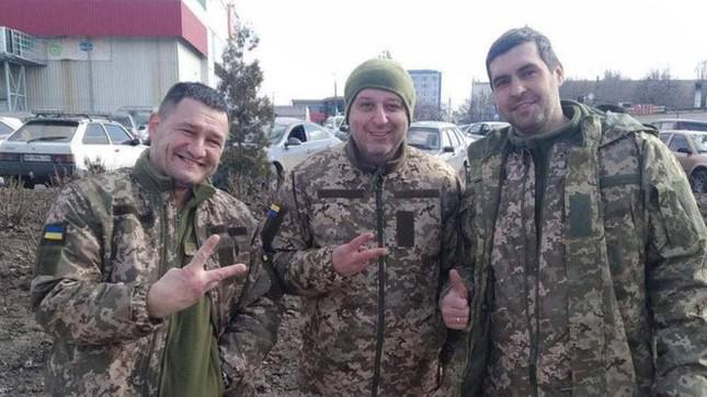 HLV Yuriy Vernydub của Sheriff trong bộ quân phục Ukraine (Ảnh: Twitter)