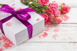 Bạn trẻ - Cuộc sống - Quà 8/3 cho mẹ, cho vợ, cô giáo, người yêu ý nghĩa và độc đáo nhất