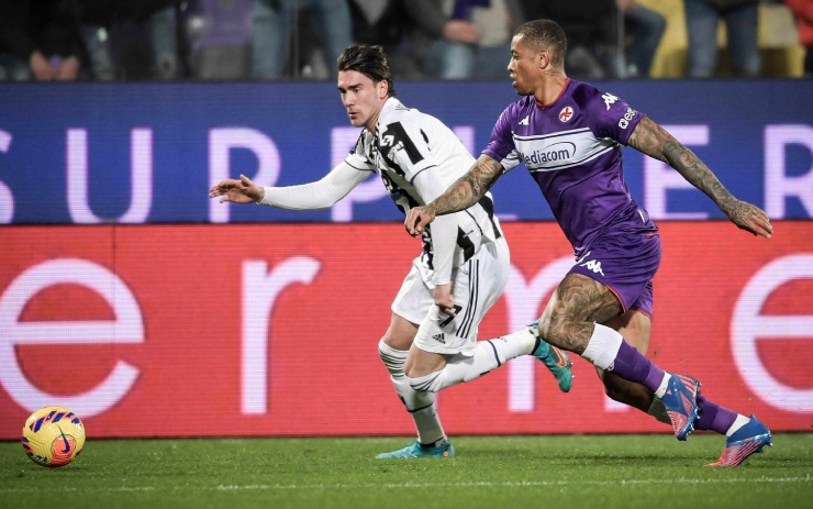 Juventus thắng may mắn nhờ một pha phản lưới của hậu vệ Fiorentina