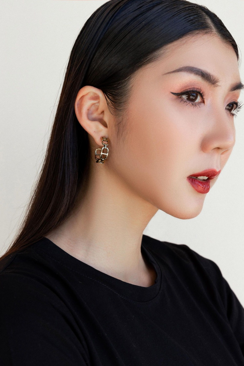 Ngọc Quyên là người mẫu nổi tiếng của showbiz Việt.
