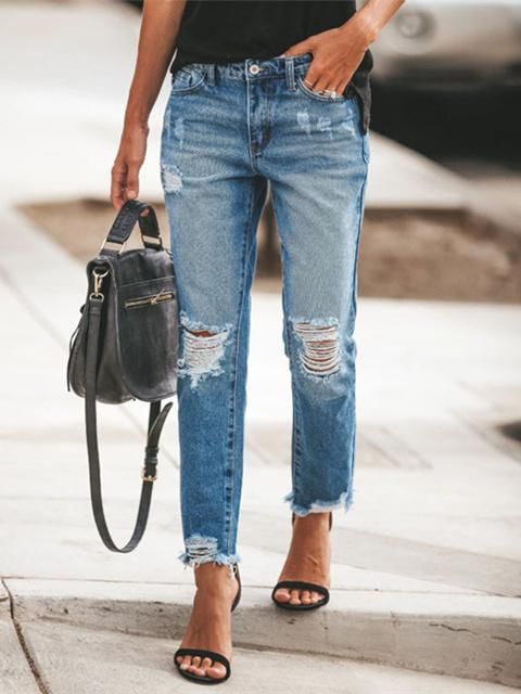 Slim jeans or straight leg jeans, which one is for you?  - first