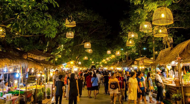 Những khu chợ nổi tiếng ở Ayutthaya - 2