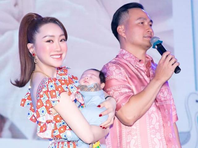 Đời sống Showbiz - Vợ chồng Chi Bảo dùng tiền mừng đầy tháng con làm điều ý nghĩa