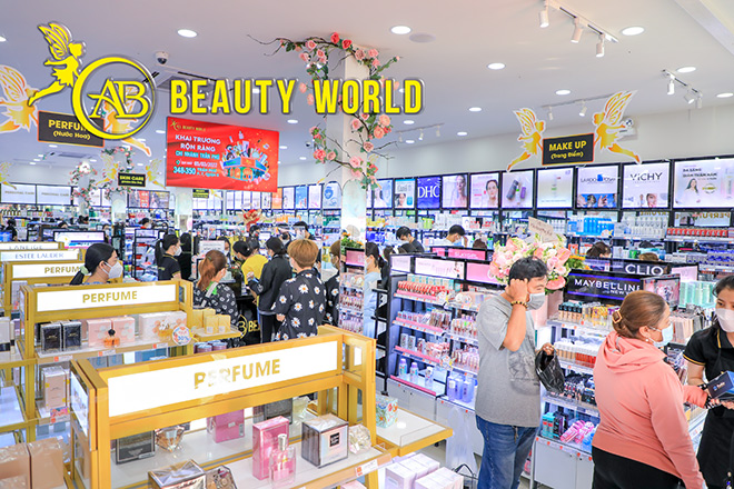 Khai trương AB Beauty World Trần Phú: Đông đảo khách hàng chọn mỹ phẩm chính hãng làm quà tặng dịp 8/3 - 2