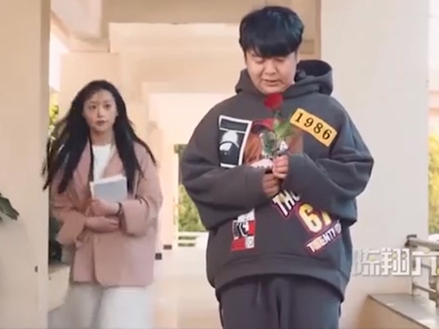 Cười 24H - Thanh niên tán gái bị từ chối còn bị công khai cho cả trường biết