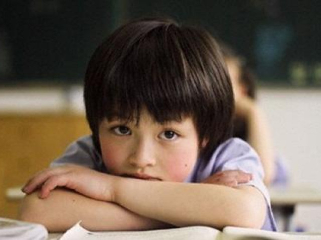 Bạn trẻ - Cuộc sống - Hành động hằng ngày của cha mẹ khiến IQ của con thui chột dần theo thời gian mà không hay